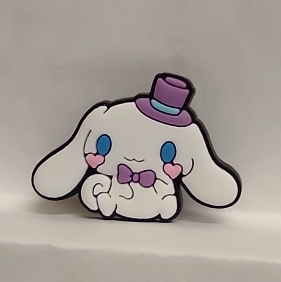 5/$5 Cinnamonroll Top Hat Croc Shoe Charm - Picture 1 of 3